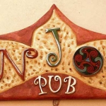 Scritte-e-insegne-enjoi-pub-insegna